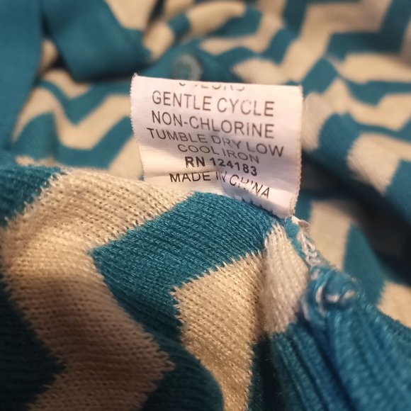 Jon & Anna sweater chevron pattern - Picture 7 of 7